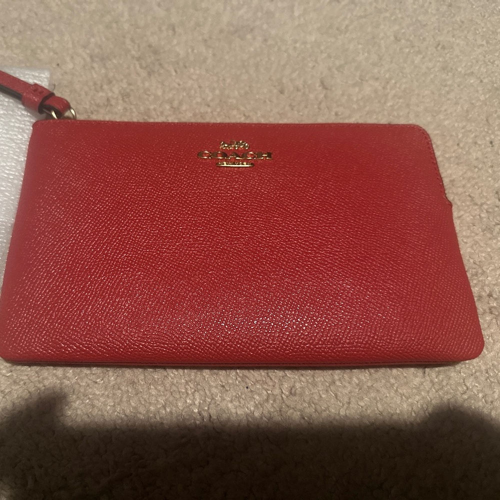 Coach Wristlet - Pink
